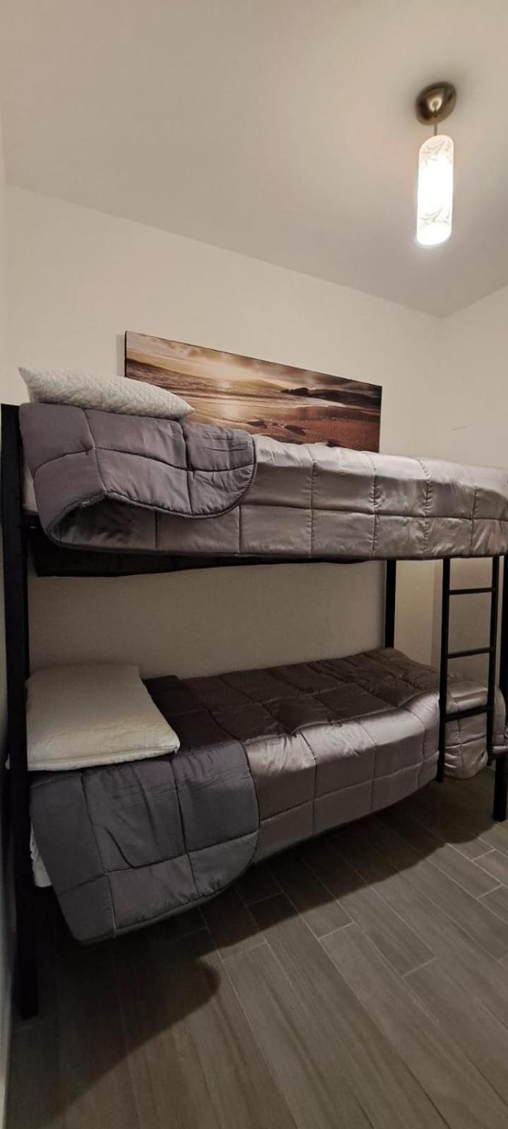 Marilyn Arpa Apartment Sirmione Ngoại thất bức ảnh
